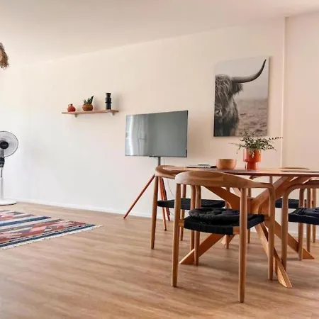 Group Getaway - Floor For 10 Guests -20- Appartamento Zurigo