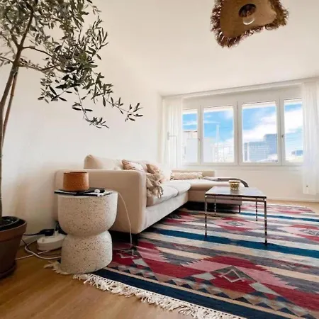 Daire Group Getaway - Floor For 10 Guests -20- Zürih